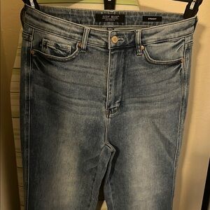 Judy Blue Women's Light Blue Straight Leg Jeans